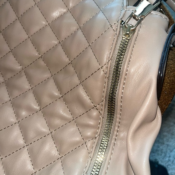 Purse - Picture 7 of 8